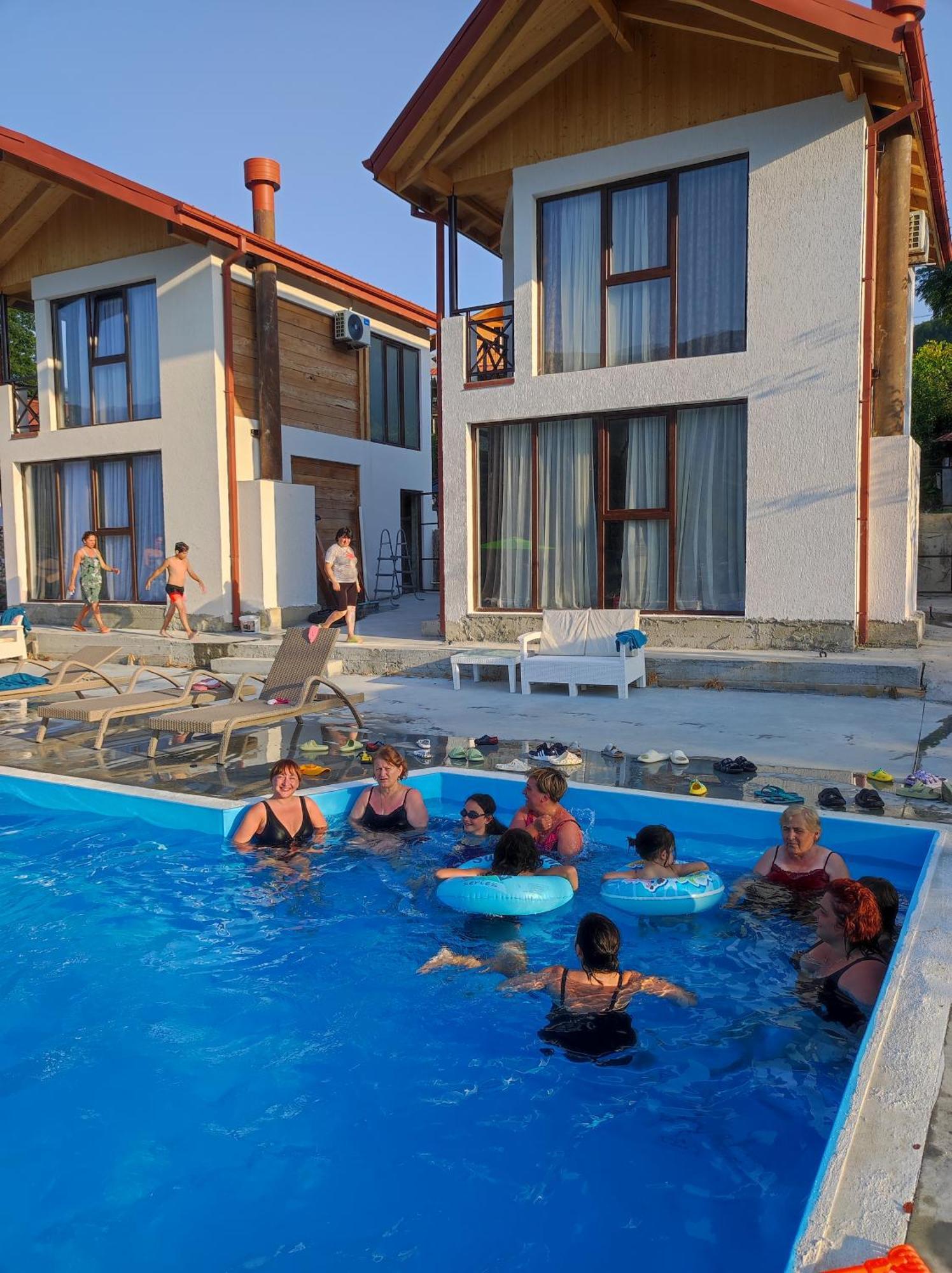 Belvedere Hotel Ambrolauri Eksteriør billede